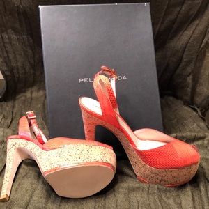 PELLA MODA Size 9